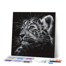 Charger l'image dans la galerie, Broderie Diamant | Broderie Diamant - Léopard noir et blanc | animaux Broderie Animaux léopards | FiguredArt