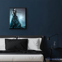 Charger l'image dans la galerie, Broderie Diamant | Broderie Diamant - Femme en noir | Broderie Romantique romantique | FiguredArt