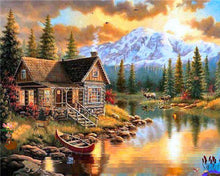 Charger l'image dans la galerie, Broderie Diamant Maison de montagne en bord de rivière paysages montagnes | FiguredArt