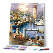 Charger l'image dans la galerie, Broderie Diamant - Enfant marchant sur le port