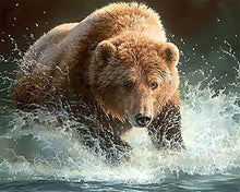 Charger l'image dans la galerie, Broderie Diamant | Broderie Diamant - Ours dans la Rivière | animaux Broderie Animaux ours | FiguredArt