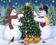 Charger l'image dans la galerie, Broderie Diamant | Broderie Diamant - Bonhommes de Neige et sapin de Noël | animaux Broderie Animaux hiver Noël | FiguredArt