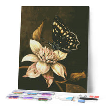 Charger l'image dans la galerie, Broderie Diamant - Papillon Mormon et Fleur