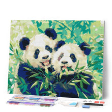 Charger l'image dans la galerie, Broderie Diamant - Pandas mangeant du Bambou