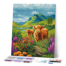 Charger l'image dans la galerie, Broderie Diamant - Vache Highland et collines en fleurs