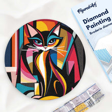 Charger l'image dans la galerie, Broderie Diamant sur Disque en Bois - Chat Abstrait Éclatant