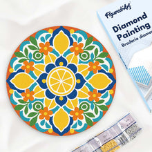 Charger l'image dans la galerie, Broderie Diamant sur Disque en Bois - Mandala agrumes