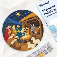 Charger l'image dans la galerie, Broderie Diamant sur Disque en Bois - Crèche de Noël