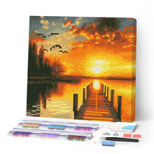 Charger l'image dans la galerie, Mini Diamond Painting 25x25cm - Broderie Diamant Coucher de Soleil sur le Lac Doré