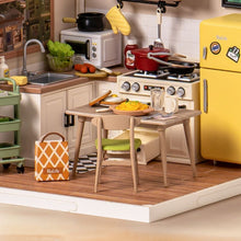 Charger l&#39;image dans la galerie, Maison Miniature Cuisine des Repas Heureux