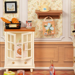 Maison Miniature Salle à Manger Chaleureuse