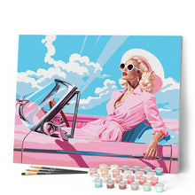 Charger l'image dans la galerie, Diva dans une Voiture Rétro Rose