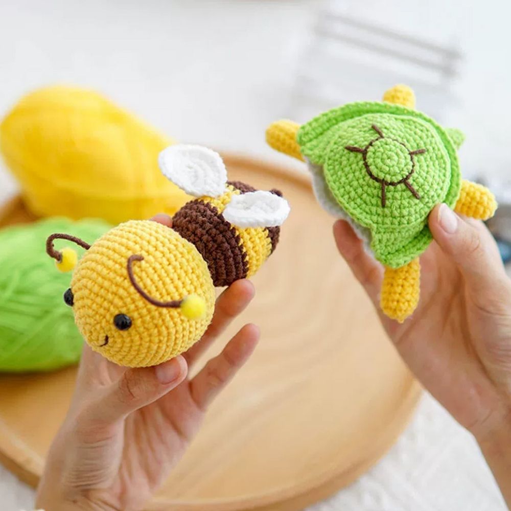 Kit Amigurumi Crochet - Abeille et Tortue Figured'Art