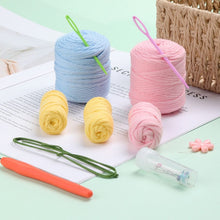 Charger l&#39;image dans la galerie, Kit Amigurumi Crochet - Éléphant Boule avec Chapeau