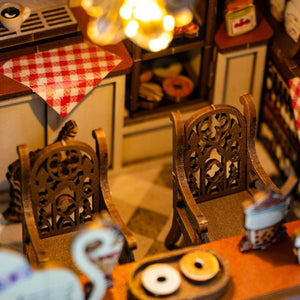 Book Nook - Maison du Café