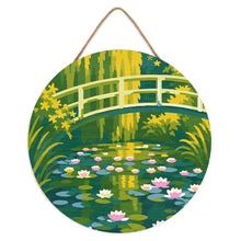 Charger l'image dans la galerie, Peinture par Numéro sur Disque en Bois - Nymphéas et le pont japonais - Monet