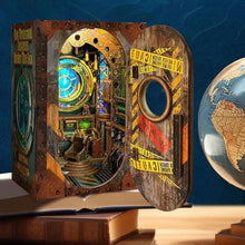 Charger l'image dans la galerie, Book Nook - 10 000 Lieues Sous la Mer Figured'Art