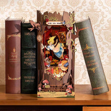Charger l&#39;image dans la galerie, Book Nook - L&#39;Aventure d&#39;Alice