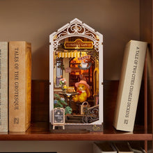 Charger l'image dans la galerie, Book Nook - Café de vacances