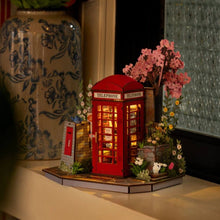 Charger l'image dans la galerie, Puzzle 3D - Kiosque à livres Blossom Figured'Art