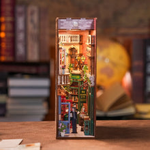 Charger l&#39;image dans la galerie, Book Nook - 84 Charing Cross Road