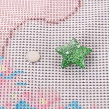 Charger l&#39;image dans la galerie, Aimant de maintien Diamond Painting Paillettes Étoiles 8 Couleurs Accessoire