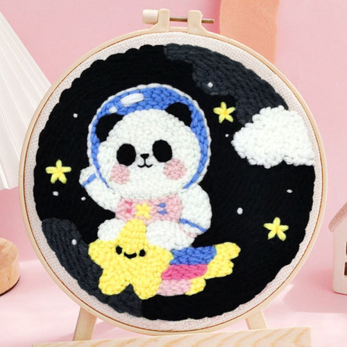 Punch Needle Panda cosmonaute