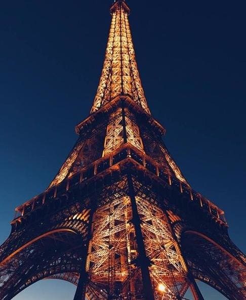 peinture par numéros | La tour Eiffel vue de nuit | complexe ville | FiguredArt