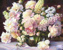 Charger l&#39;image dans la galerie, peinture par numéros | Vase en Cristal | fleurs intermédiaire | FiguredArt